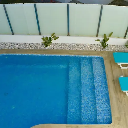 Amora Sacha Villa Vilamoura