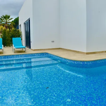 Amora Sacha Villa